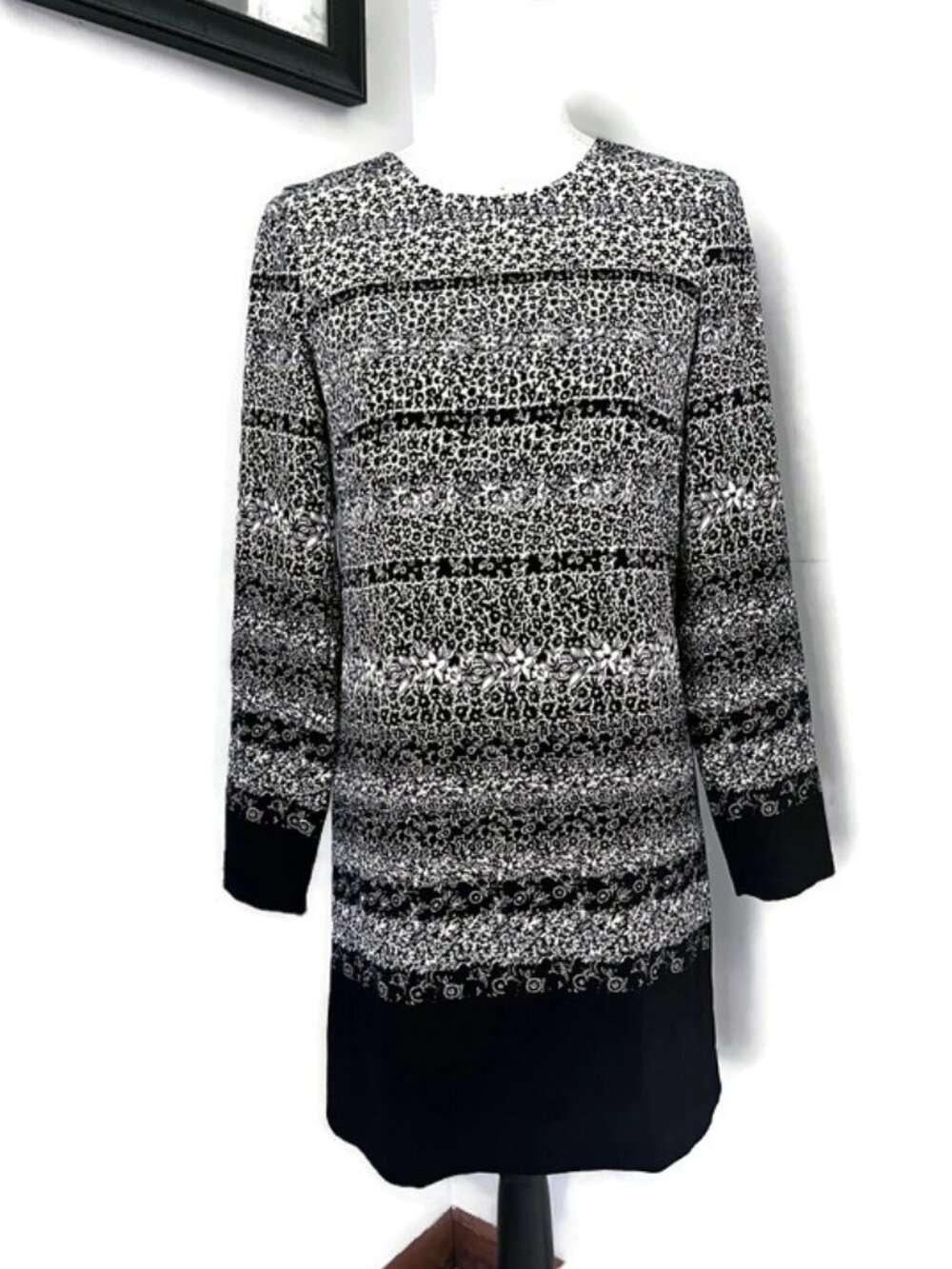 Club Monaco Black and White Long-Sleeve Patterned Dress